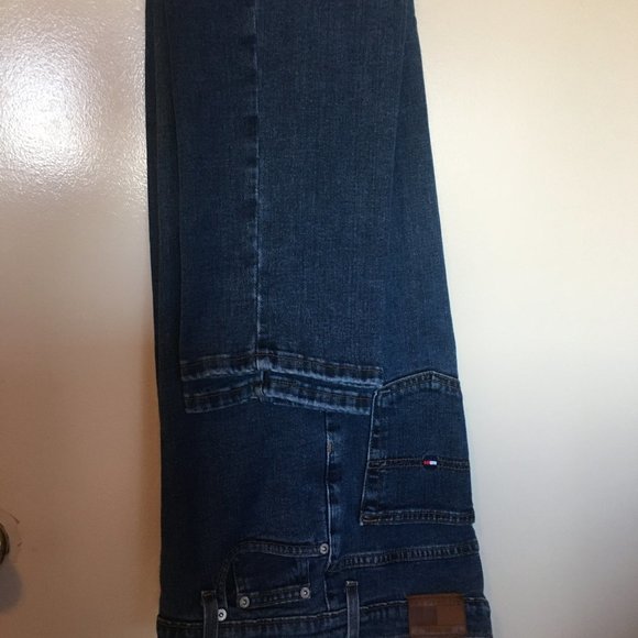 Tommy Hilfiger Jeans - Picture 2 of 4